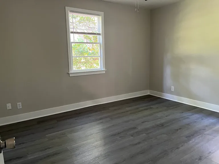 1409 Merrimac St — Photo 5