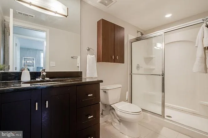 1423 Newton St NW — Photo 8