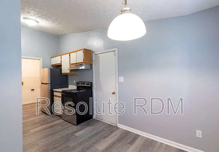3826 Ireland Dr — Photo 12