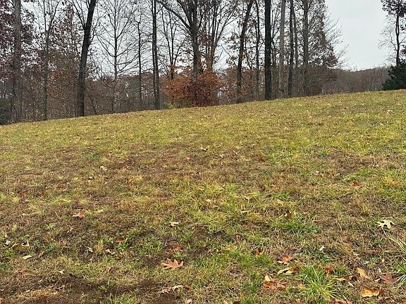 4th image of 12 Ridge Park Dr NE