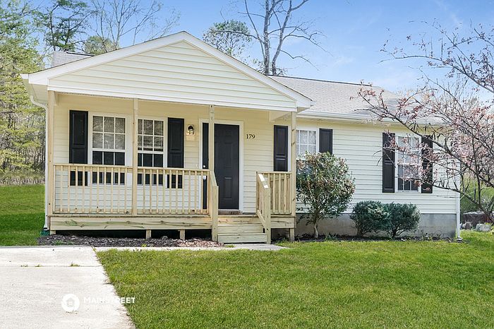 1st image of 179 Torain St