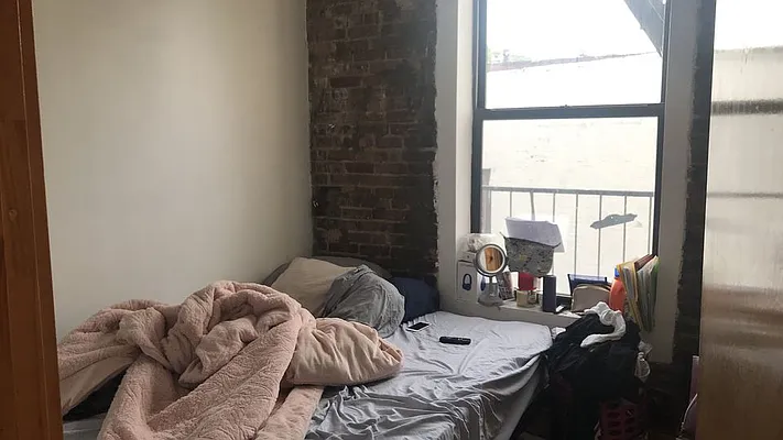 Rented by Nooklyn NYC LLC | media 8