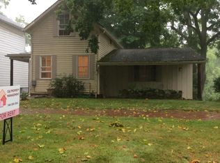 513 8th St, Marietta, OH 45750