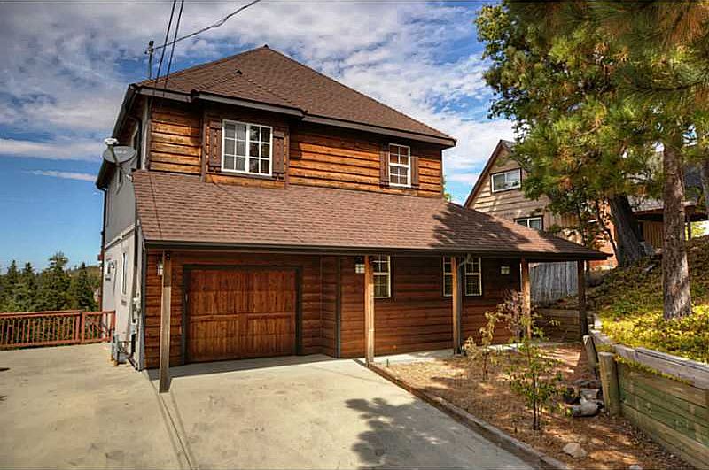 1st image of 318 Emerald Dr