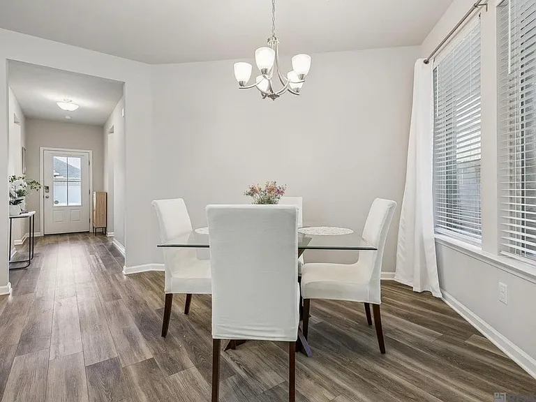 1223 Meridian Dr — Photo 7