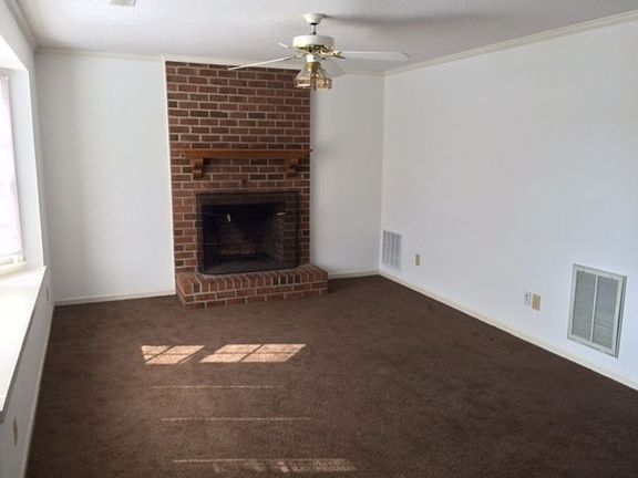 2nd image of 319A Saint Andrews Dr