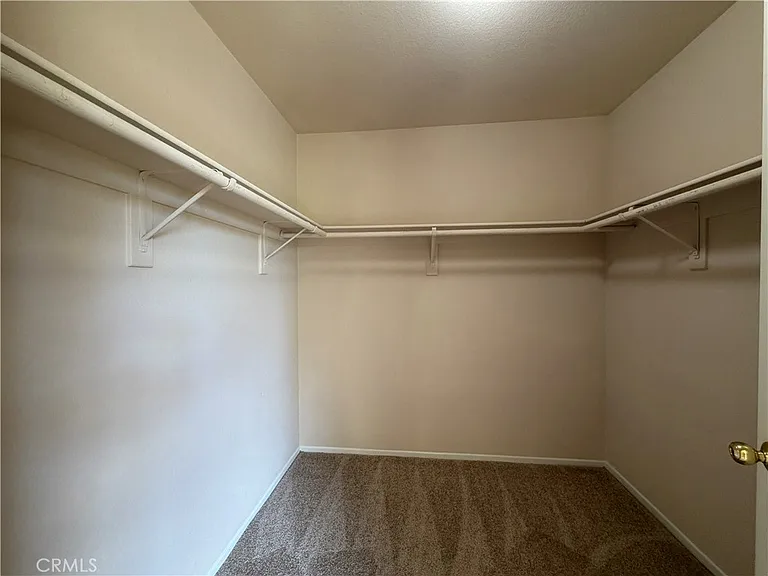 42920 Corte Salamanca — Photo 18