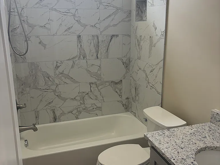 1801 Wildwood Ln — Photo 11