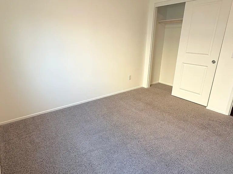 1338 Division Ct — Photo 12