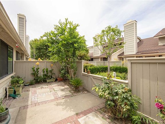 4th image of 1700 W Cerritos Ave Unit 241