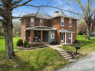 2365 School St, Mount Pleasant, PA 15666