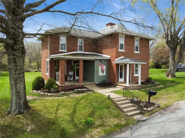 2365 School St, Mount Pleasant, PA 15666