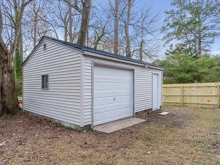2275 Wolf St #B — Photo 11