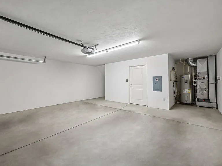 Attached Garage