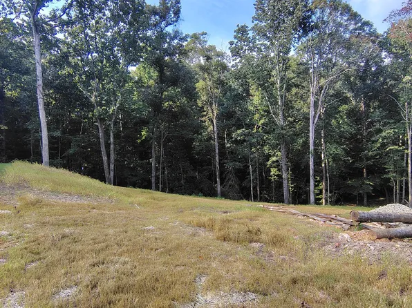 245 Brad St, Royston, GA 30662