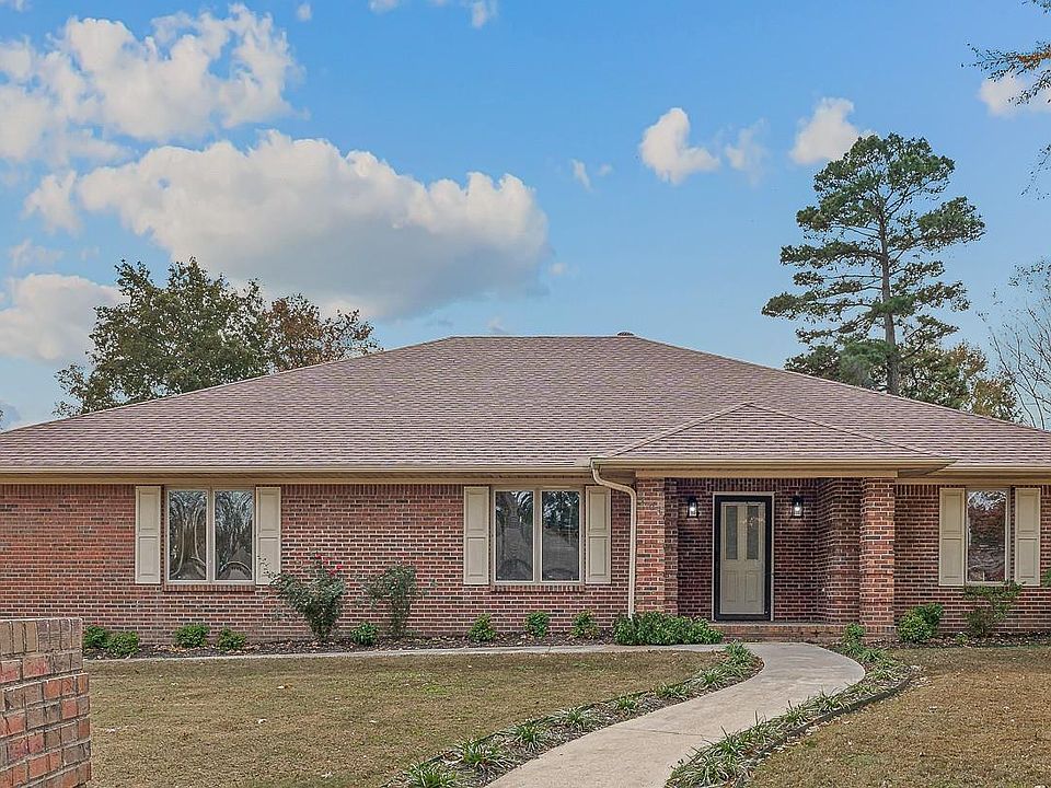 1st image of 401 Brentwood Dr