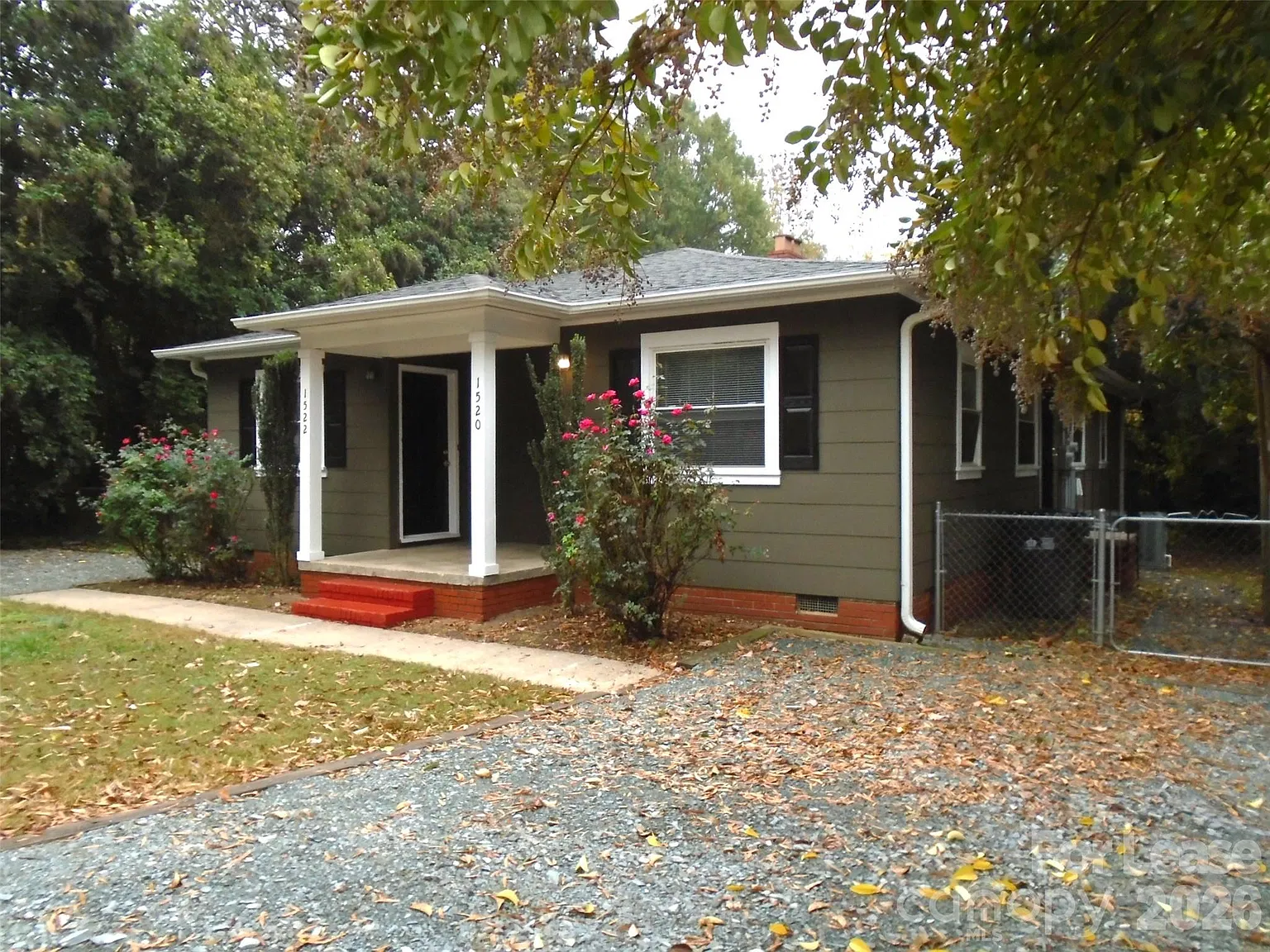 2 bed, 1.0 bath, 850 sqft, $1,495 — Photo 2