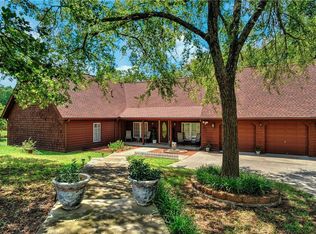 3445 Desvoignes Rd, Denison, TX 75021