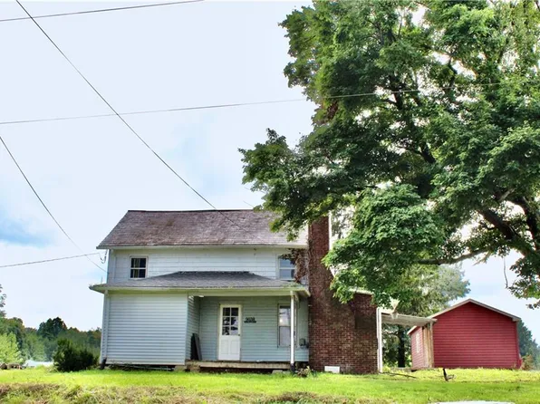 9038 Edison St, Louisville, OH 44641