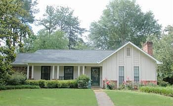 2nd image of 105 Pine Rdg
