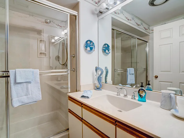 3518 Lantern Bay Dr — Photo 9