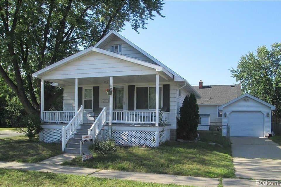 1st image of 1039 Bancroft St