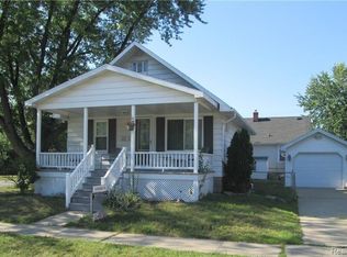1039 Bancroft St, Port Huron, MI 48060