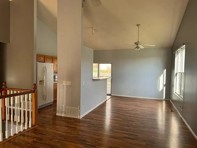 5117 S 194th St — Photo 3