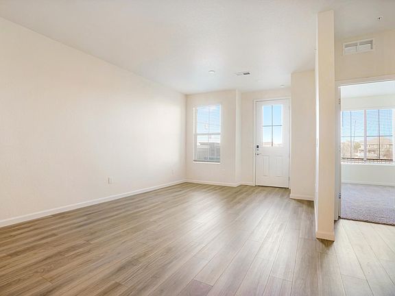 4th image of 23703 E Ida Dr #C