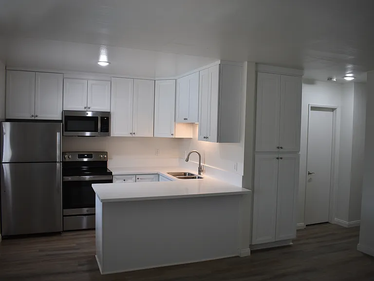 Vista del Sol Apartments — Photo 2