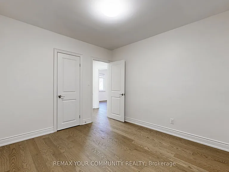 135 Searle Ave — Photo 20