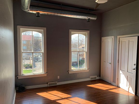 4th image of 107 Regan St #Z