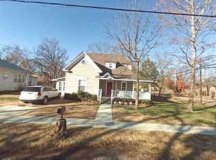 702 S Wright St, Siloam Springs, AR 72761