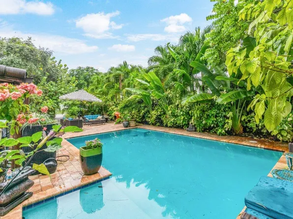601 Forest Hill Boulevard, West Palm Beach, FL 33405