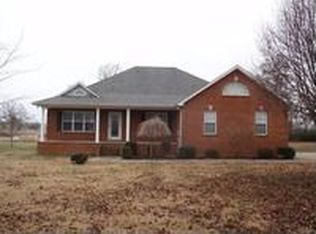 125 Delight Ln, Tullahoma, TN 37388
