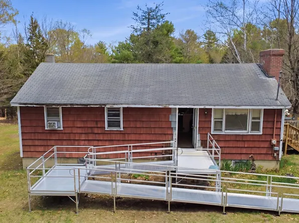392 Elm Street, Mechanic Falls, ME 04256