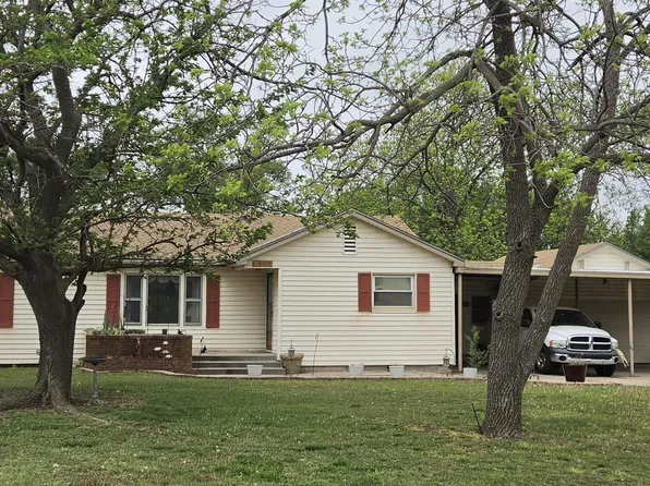 2345 S Crest St, Wichita, KS 67207
