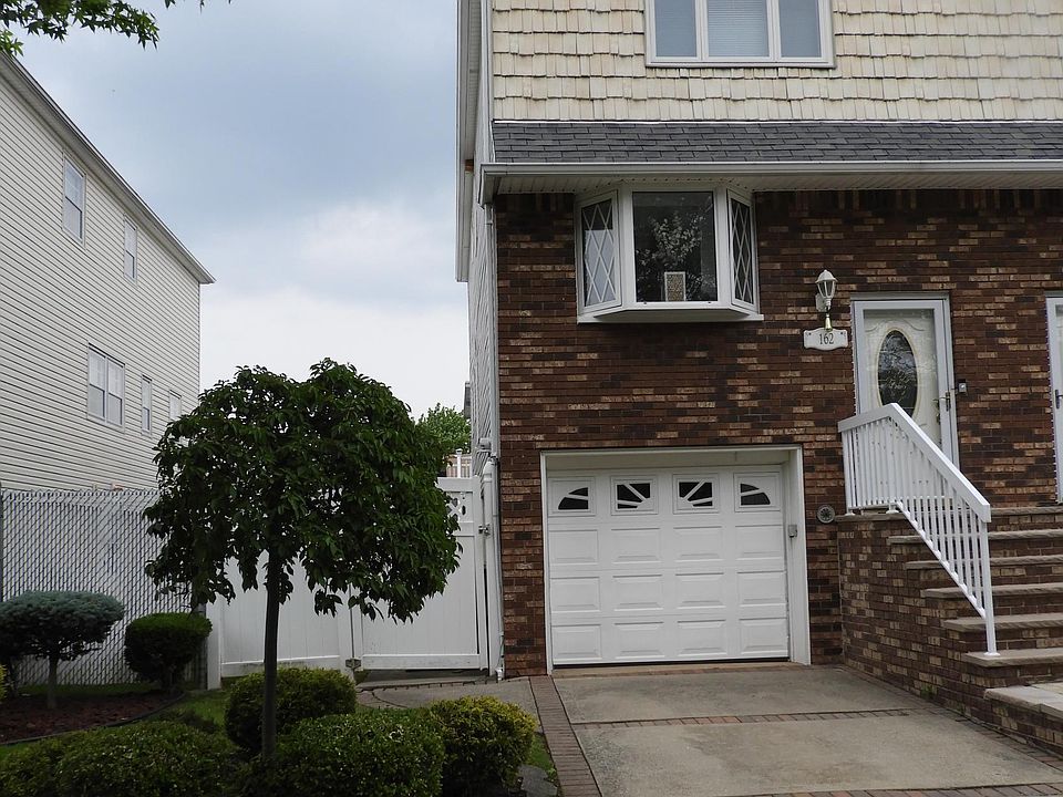 1st image of 162 McArthur Ave