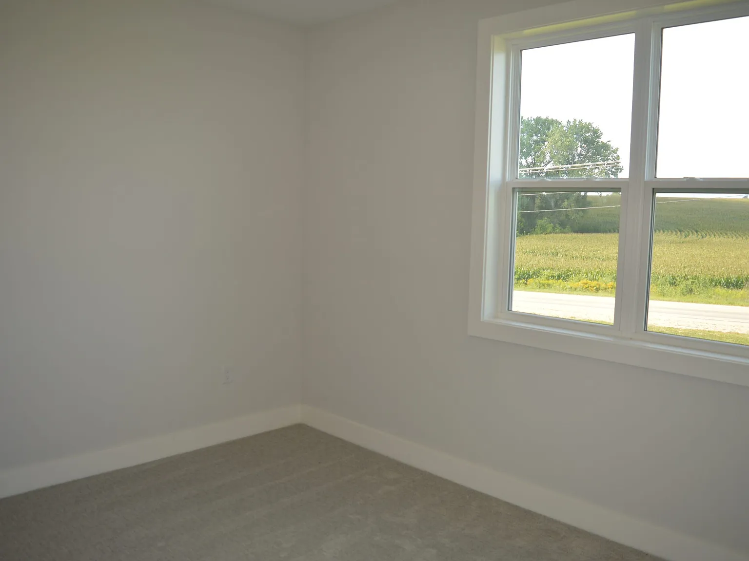 3 bed, 1667 sqft, $2,495 — Photo 3