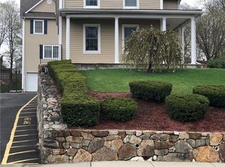 29 Town Hill Ave UNIT 1, Danbury, CT 06810