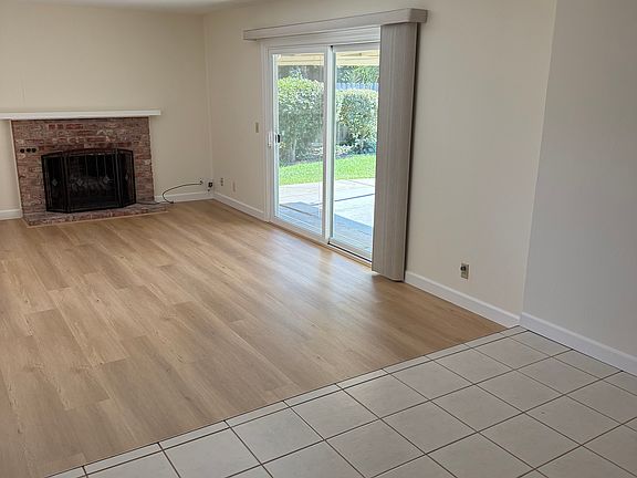 4th image of 4712 Blanco Dr