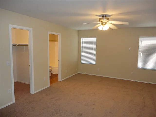 9222 W Elm St — Photo 8