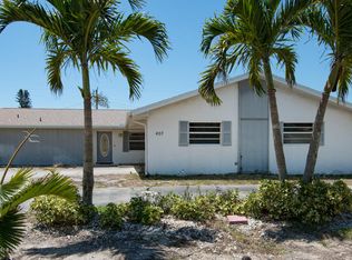 407 Surf Rd, Melbourne Beach, FL 32951