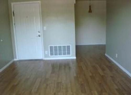 4th image of 4834 S Highland Dr