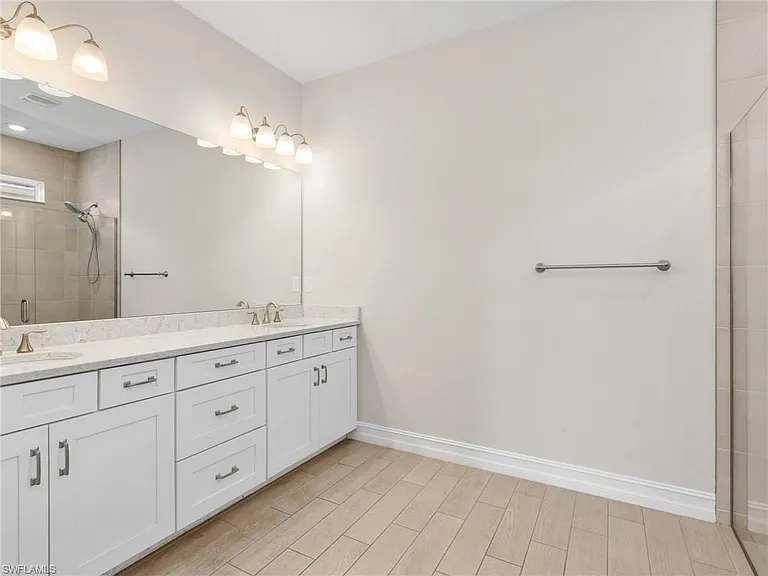 28029 Sanibel Sands St — Photo 25