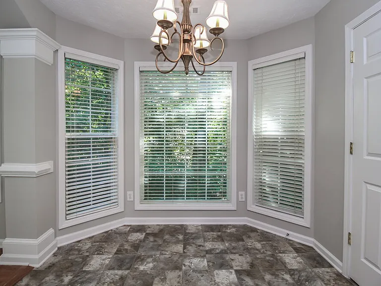 35 Goldfinch Dr — Photo 5