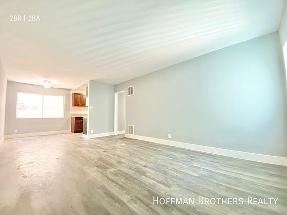 4th image of 3107 S Durango Ave #1A