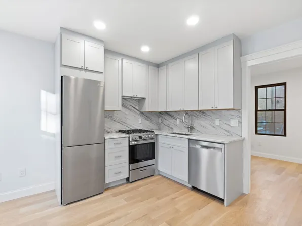 82 Colgate Street image 3 of 13