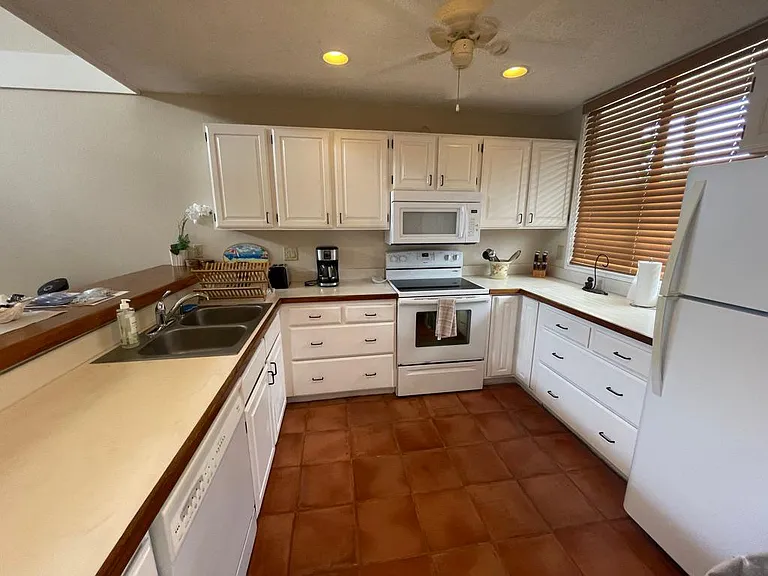 78-6920 Alii Dr #336 — Photo 2