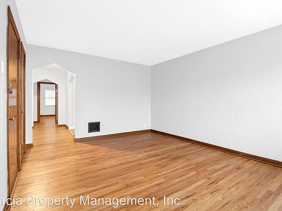 2nd image of 5442 Chippewa St APT 2W